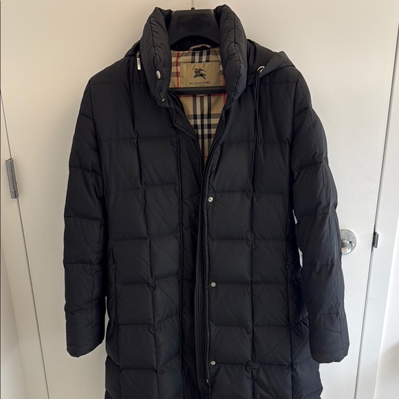 Burberry Jackets & Blazers - Burberry Women’s Black Quilted Marianne Puffer Jacket (Small)